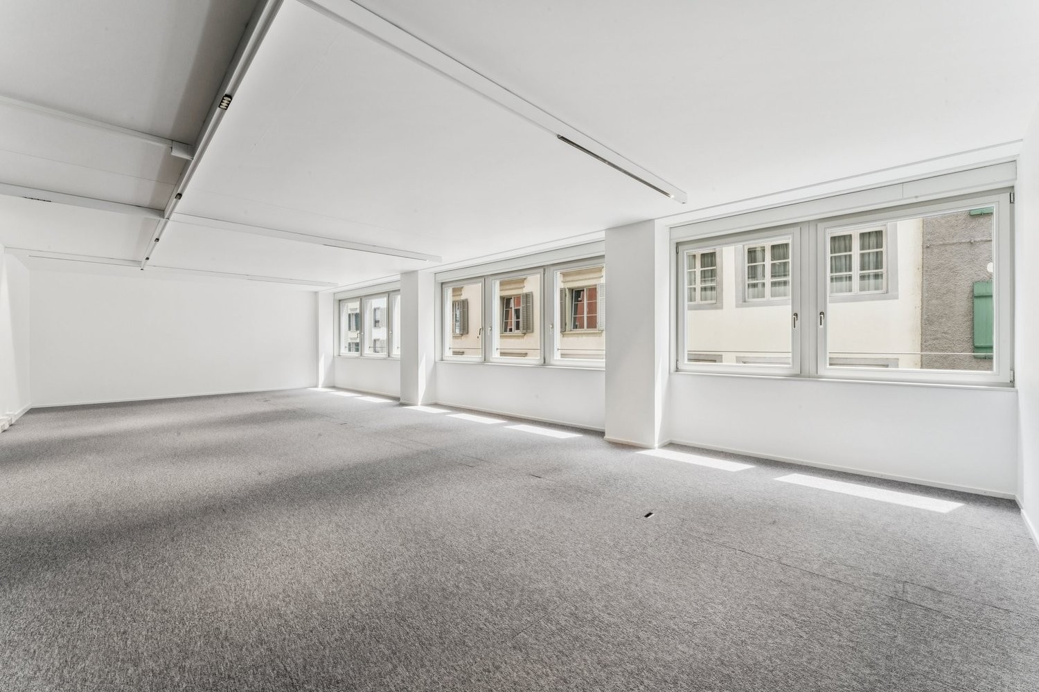 ufficio di 268m²