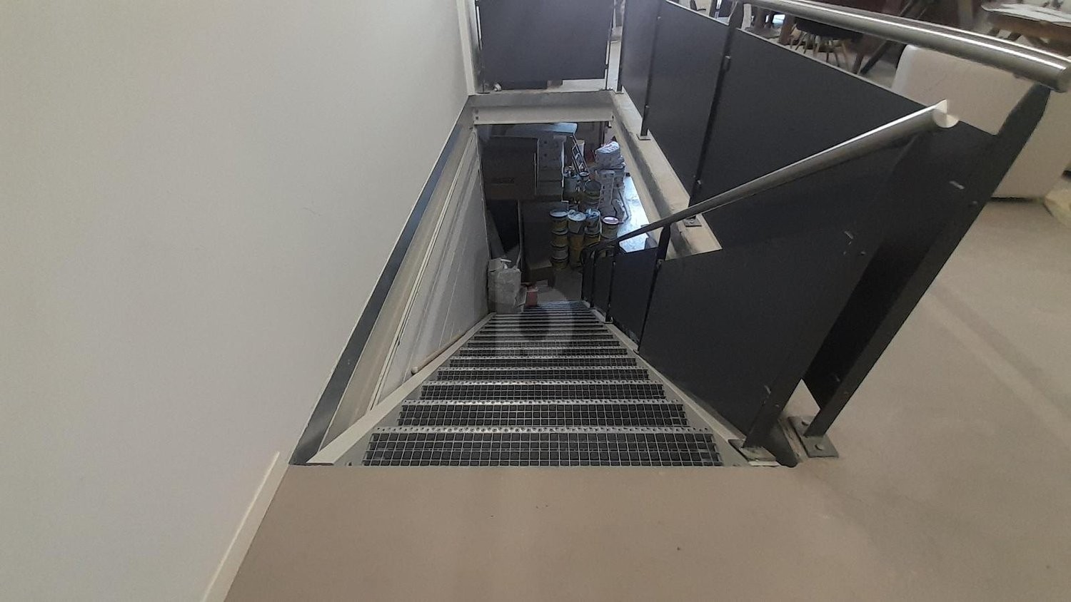140m² Lagerraum, Foto 2 von 4