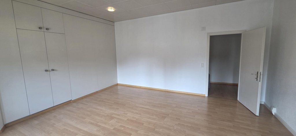 100m² Büro, Foto 6 von 8