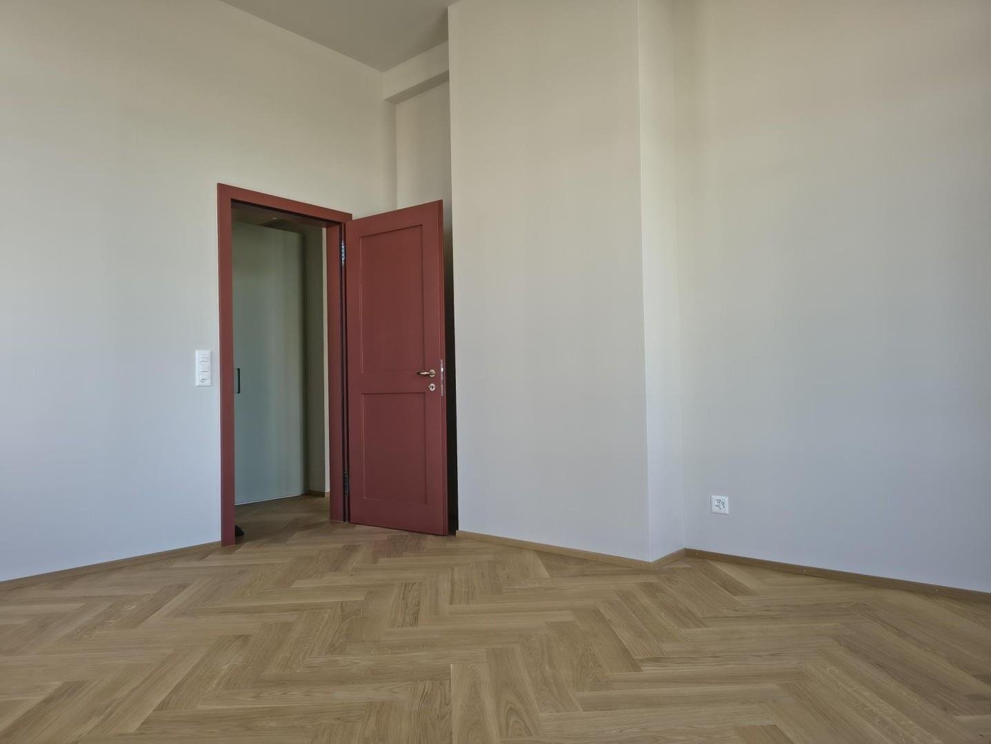100m² commerciale