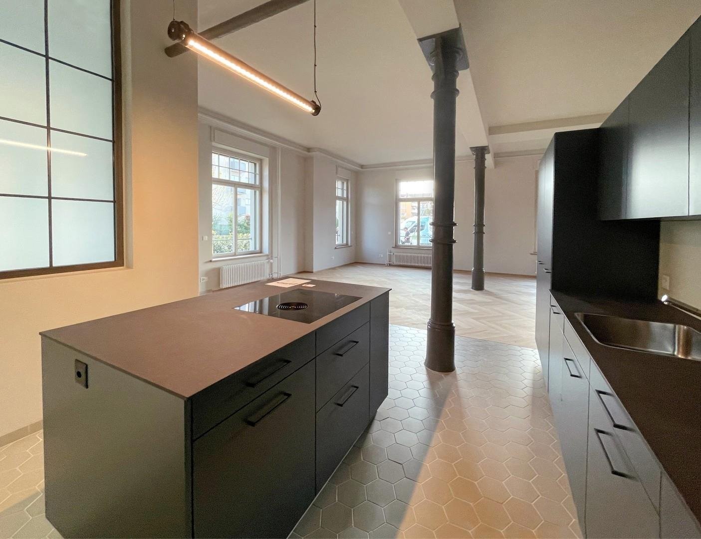 100m² commerciale