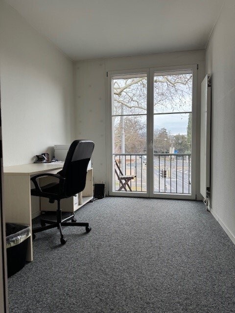 109m² office