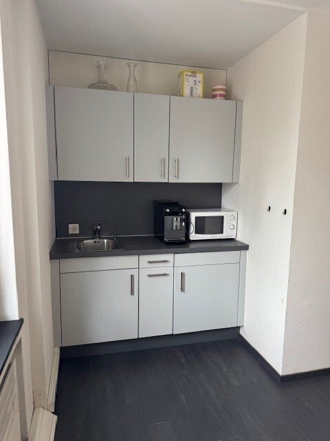 109m² office