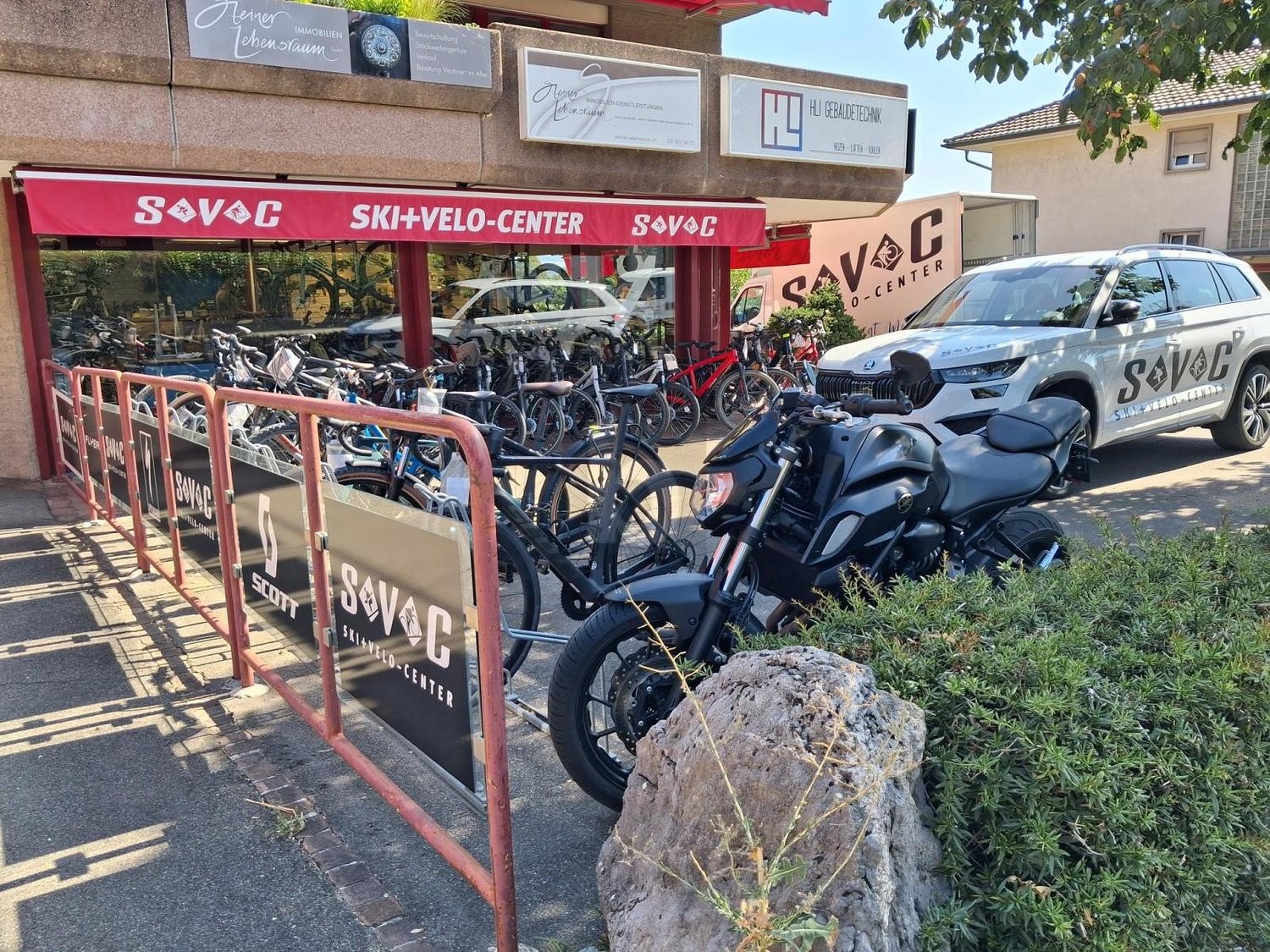 280m² shop, Foto 1 von 4