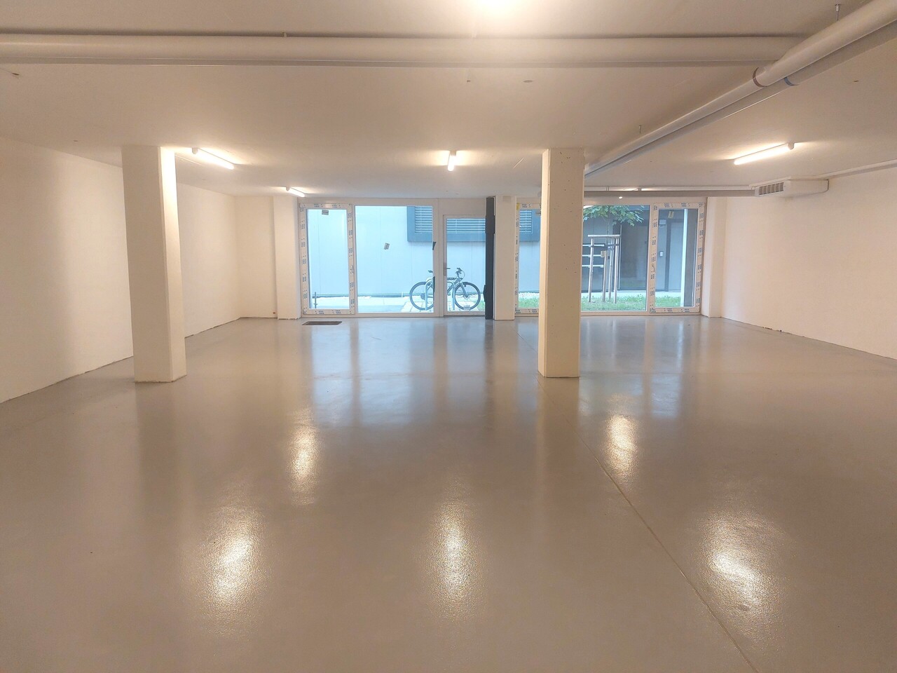 190m² Atelier, Foto 1 von 4