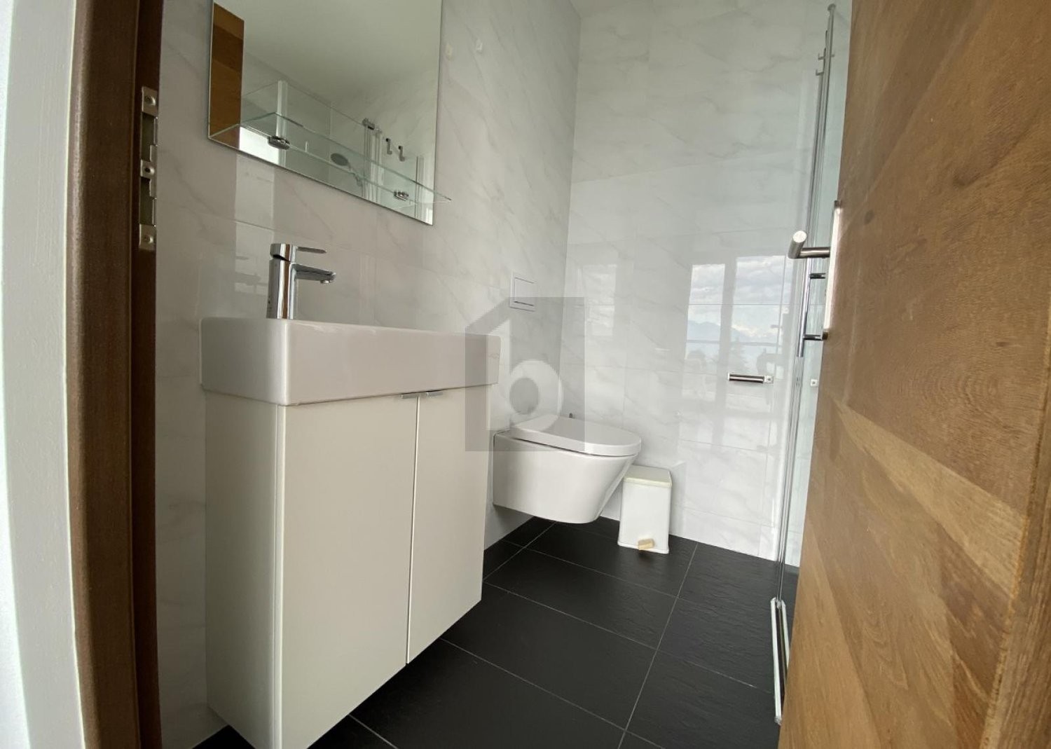 28m² office, photo 4 sur 4