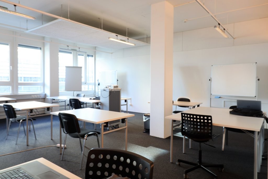 707m² ufficio, foto 9 di 10