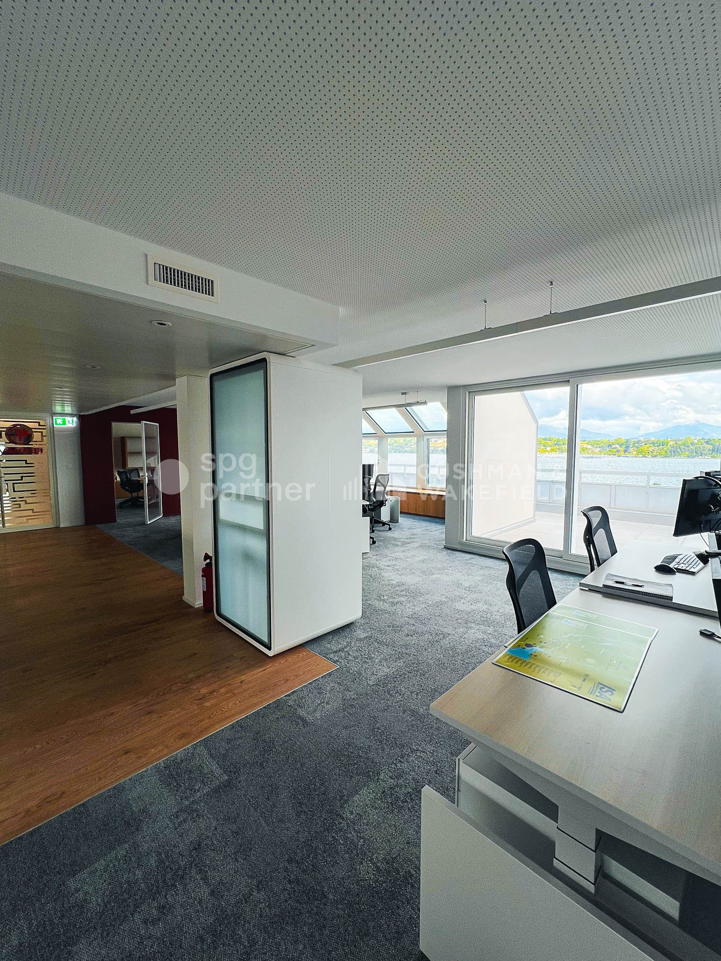 190m² Büro
