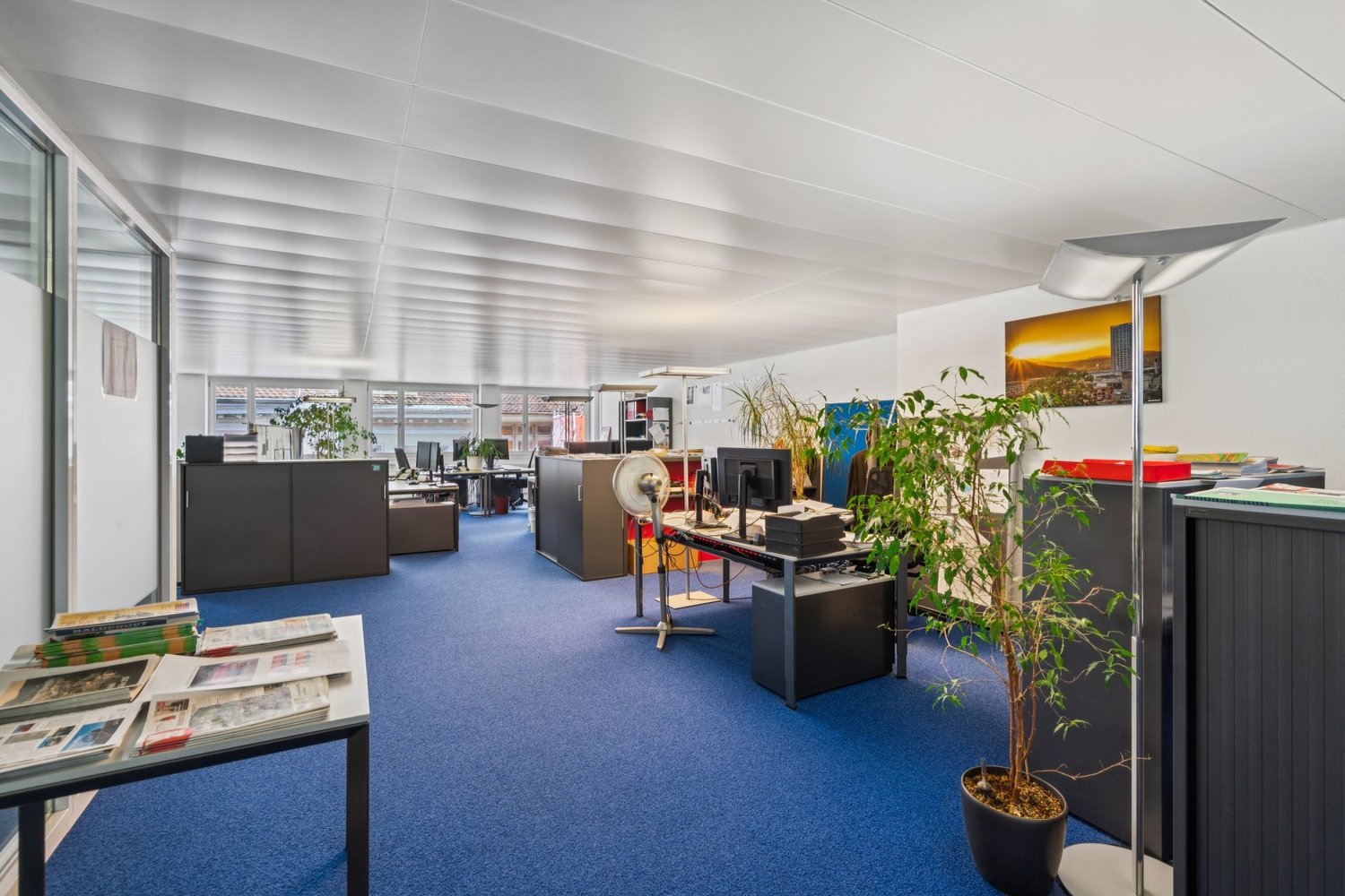 218m² office