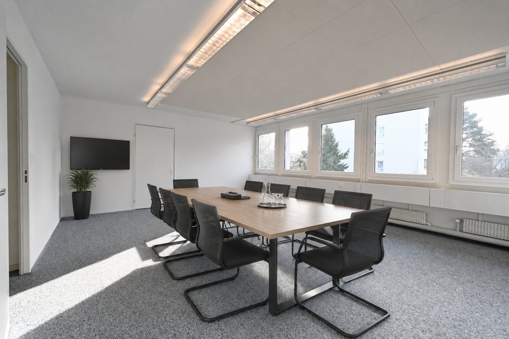 356m² office, photo 4 of 10