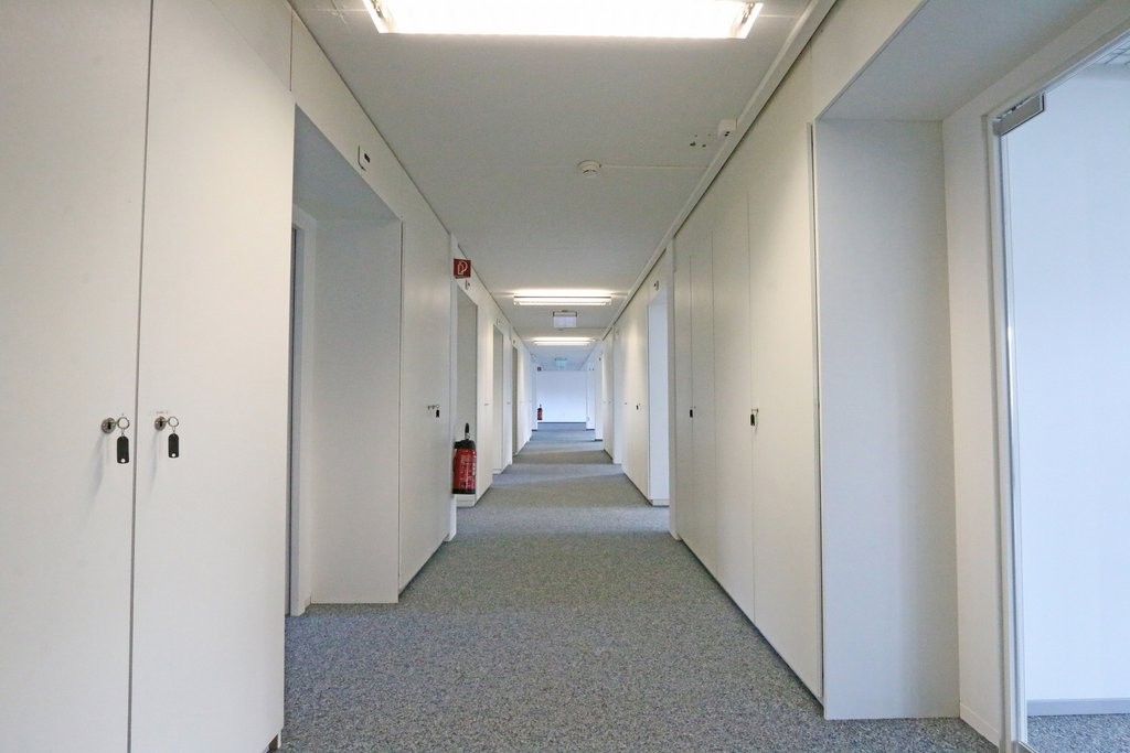 356m² office, photo 5 of 10