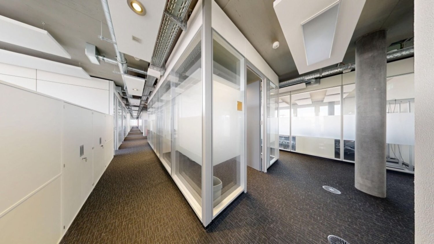 904m² commercial