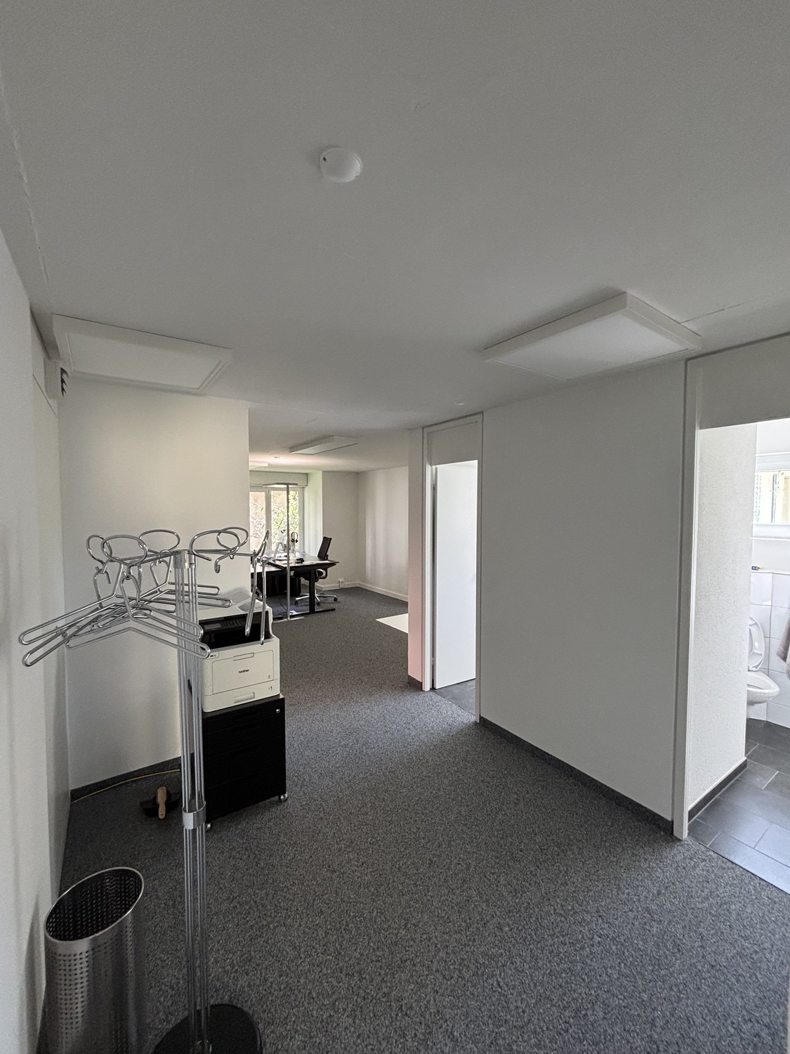 130m² office
