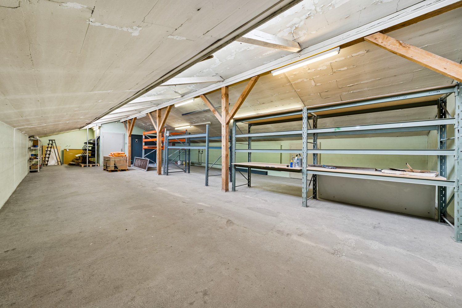 3890m² commercial, photo 6 sur 10