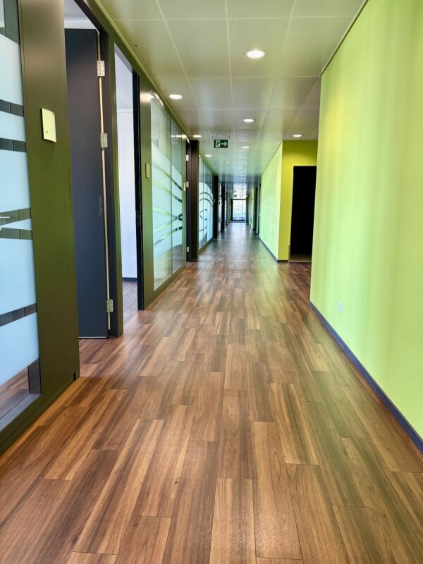 1500m² office, Foto 2 von 10