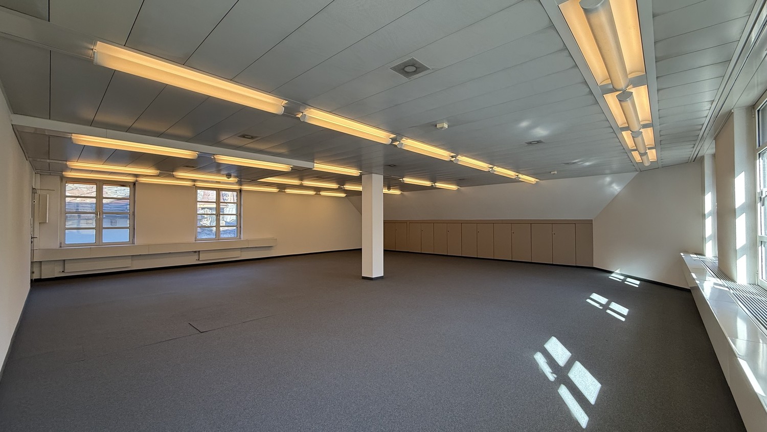117m² office, Foto 1 von 5
