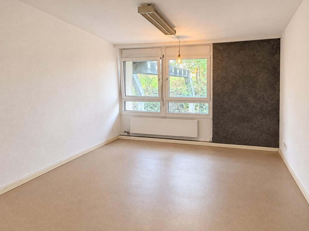 Locale hobby di 25m², foto 3 di 5