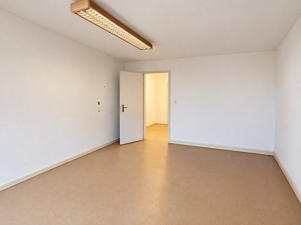 Locale hobby di 25m², foto 2 di 5