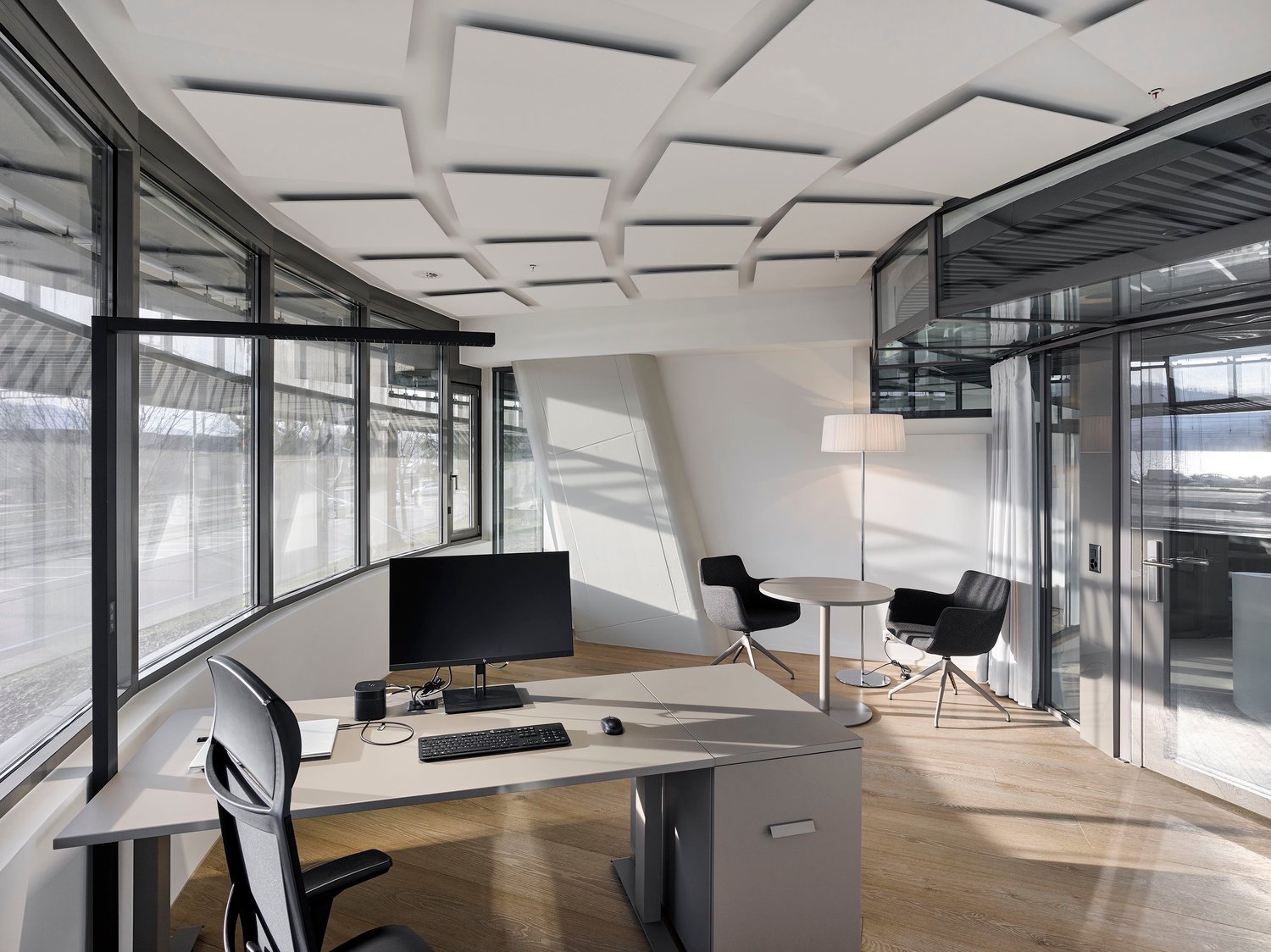 Office, Foto 1 von 5