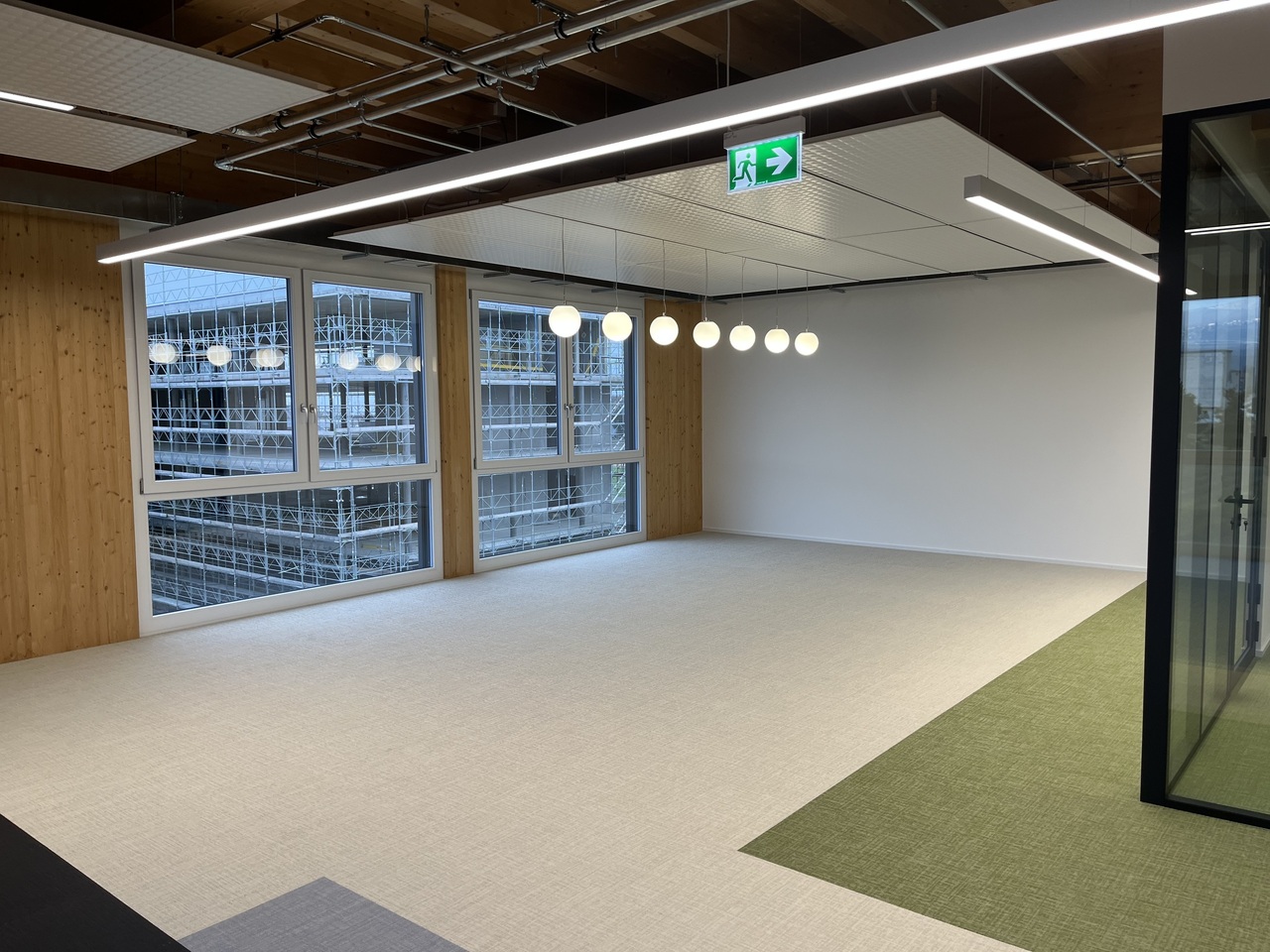 310m² Büro, Foto 9 von 10