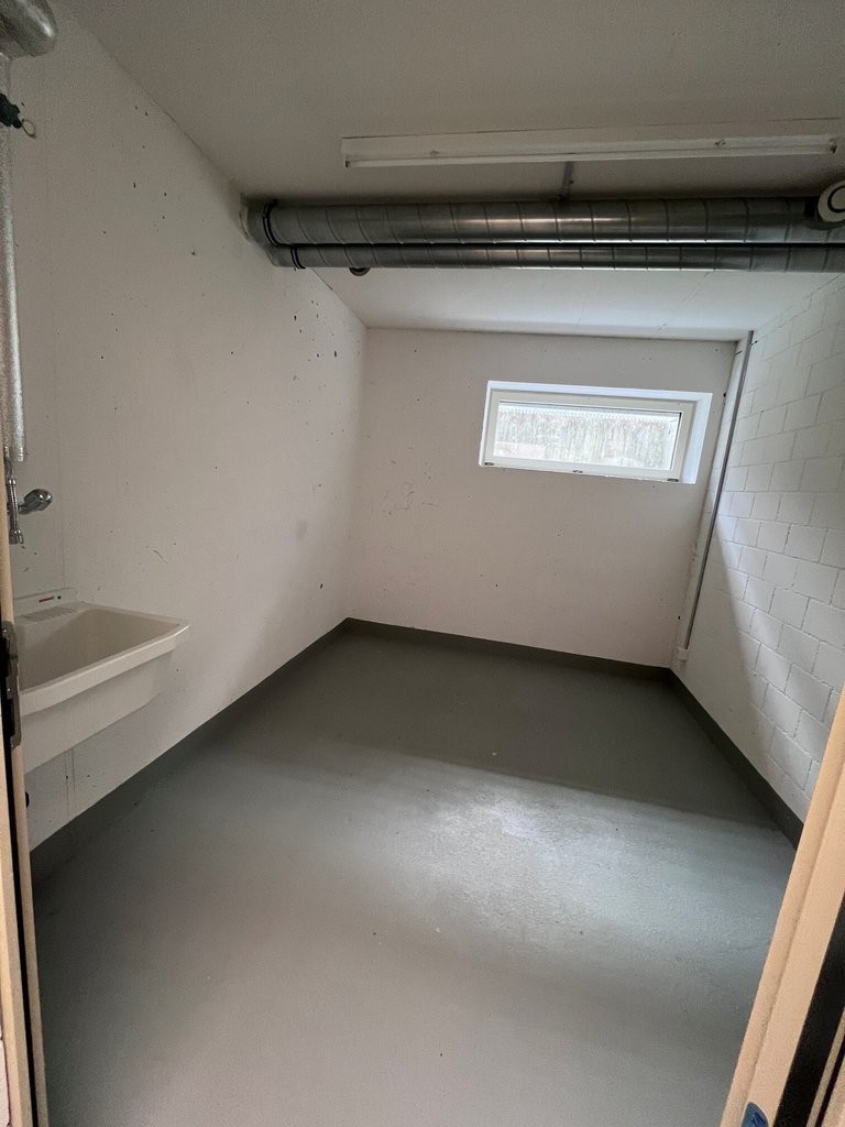 4m² storage room, photo 1 of 2