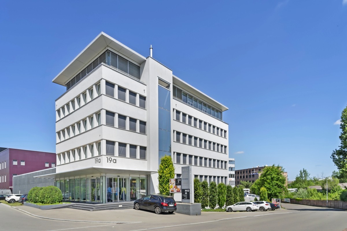 148m² office