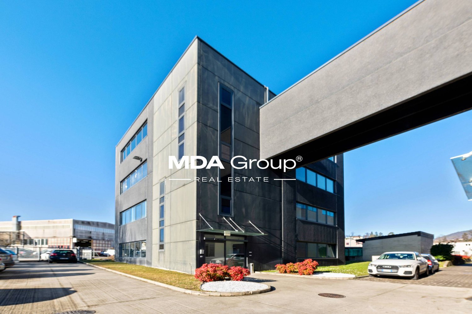 300m² Büro, Foto 3 von 10