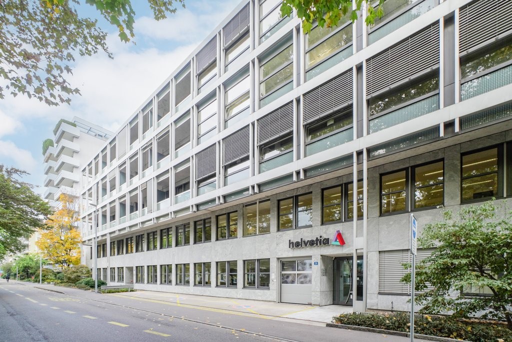 210m² office