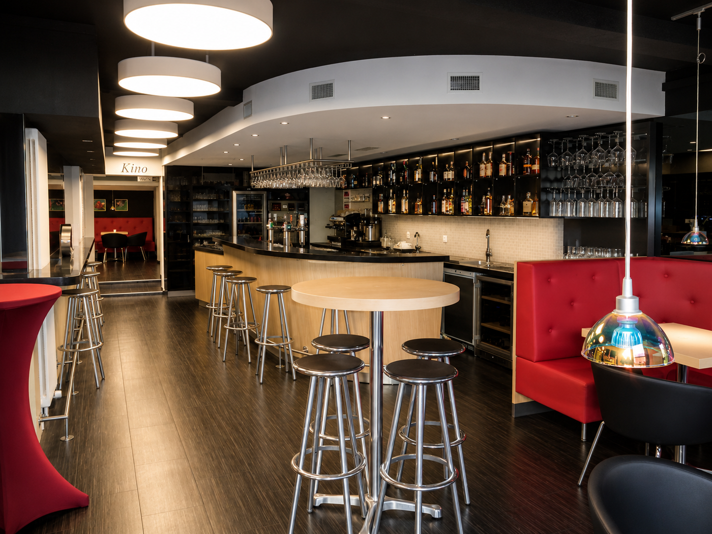 68m² bar