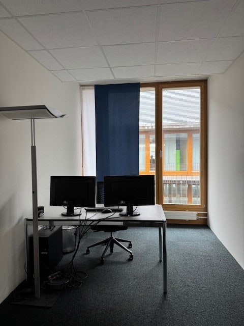 306m² commercial, Foto 4 von 6