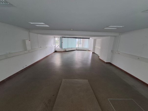 210m² Büro