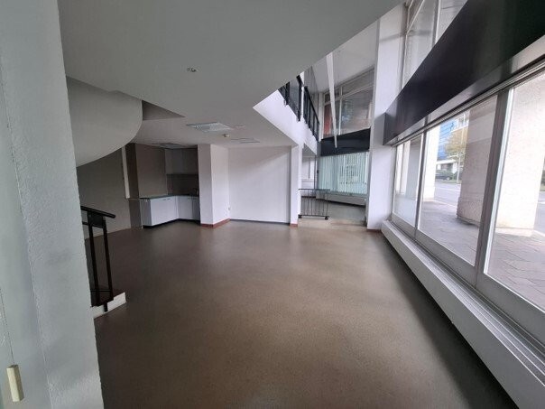 210m² Büro