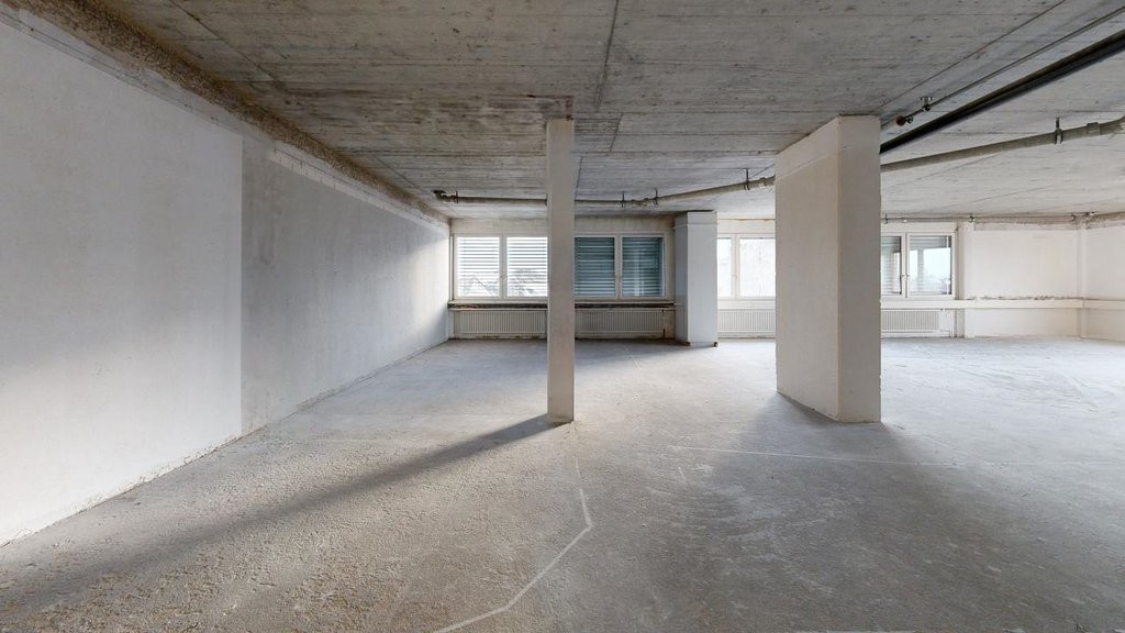 137m² office