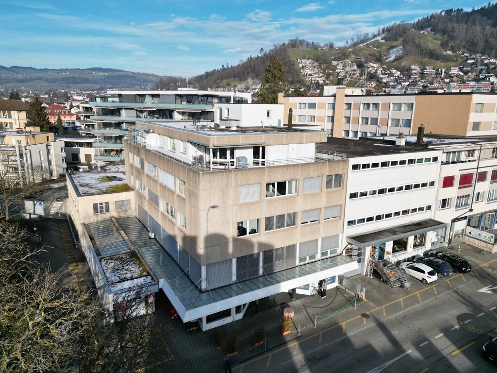 137m² office