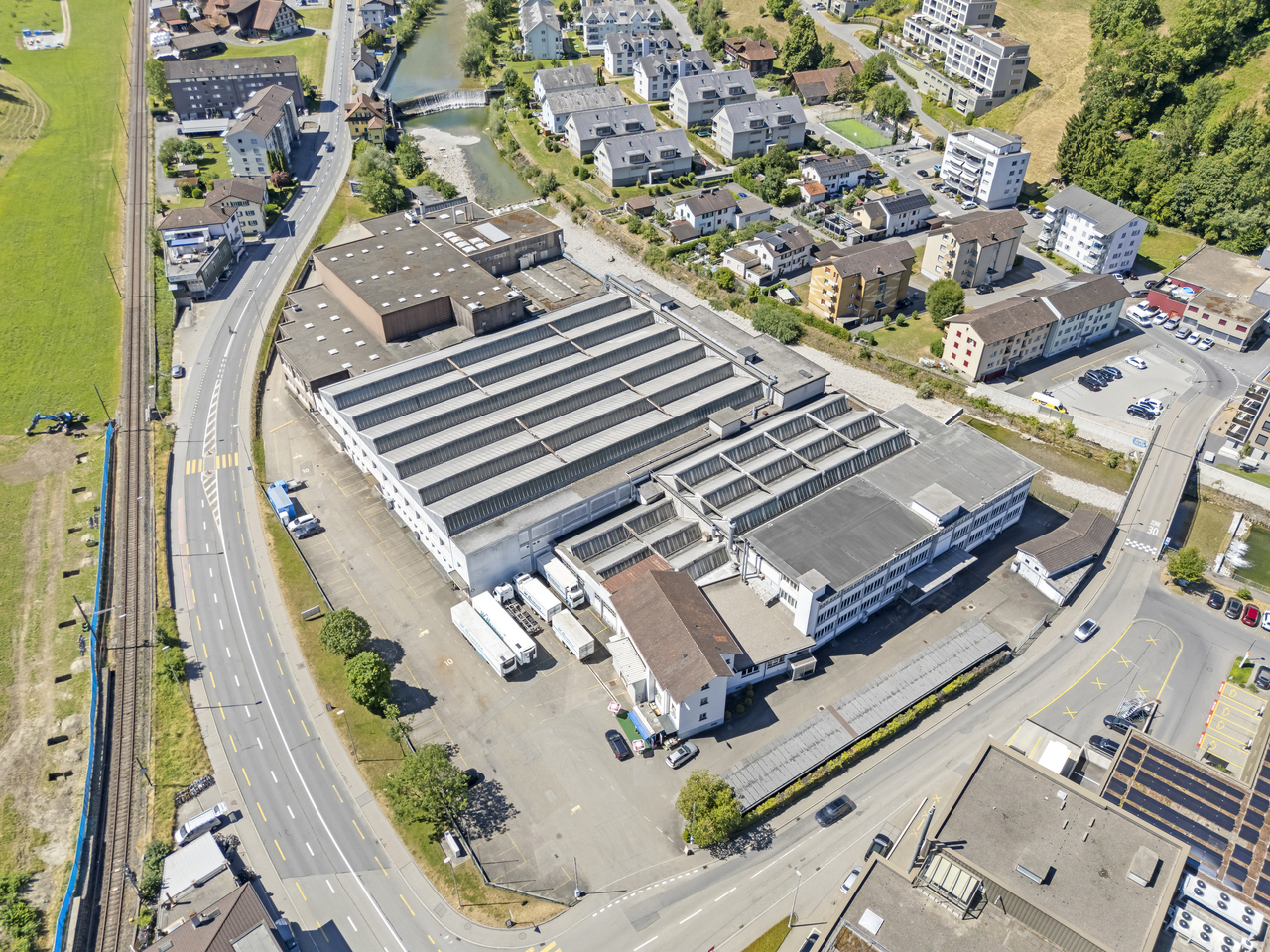 3000m² commercial