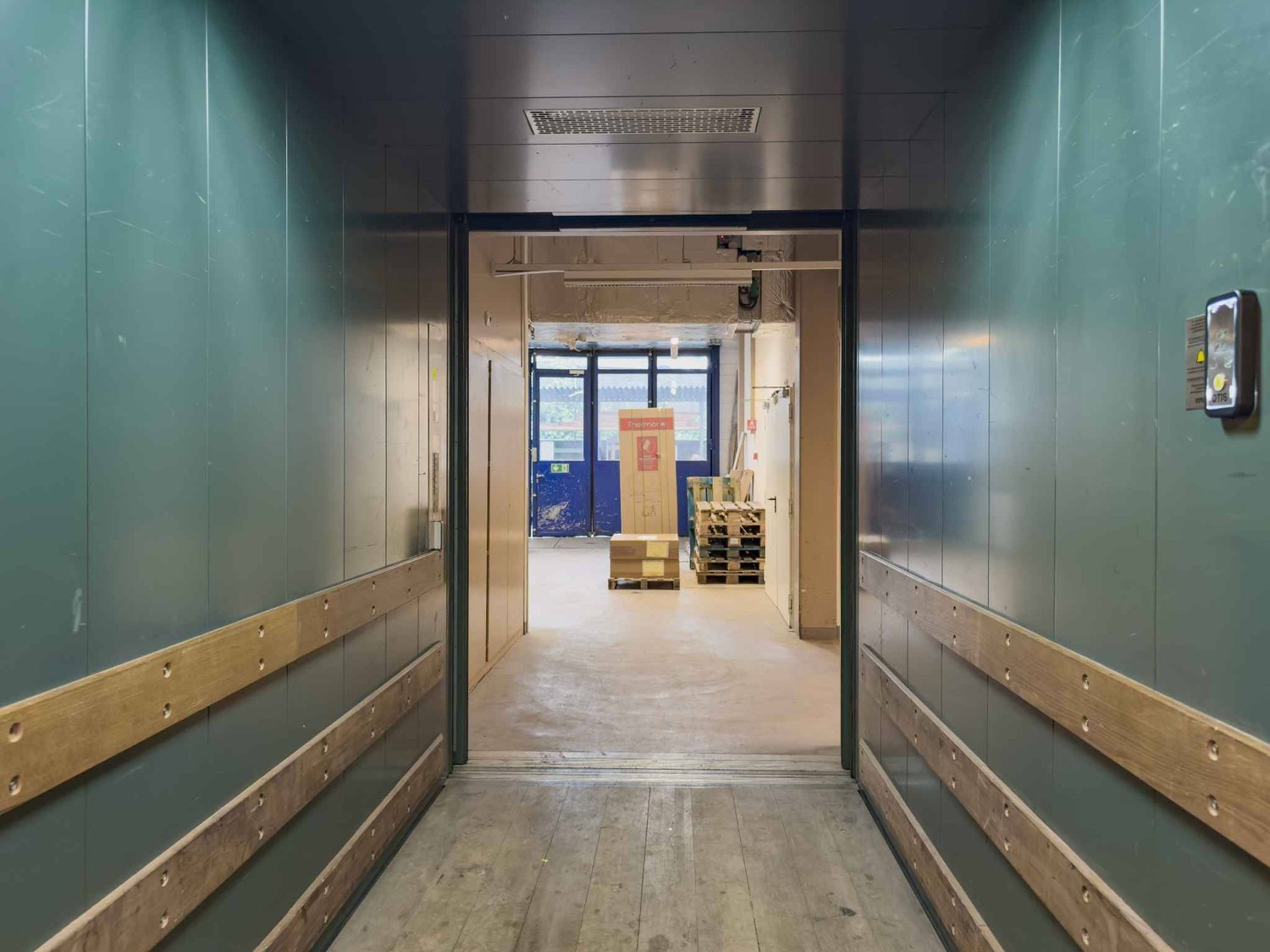 748m² Büro