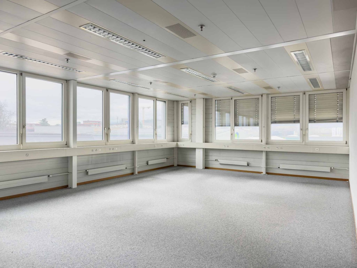 748m² Büro
