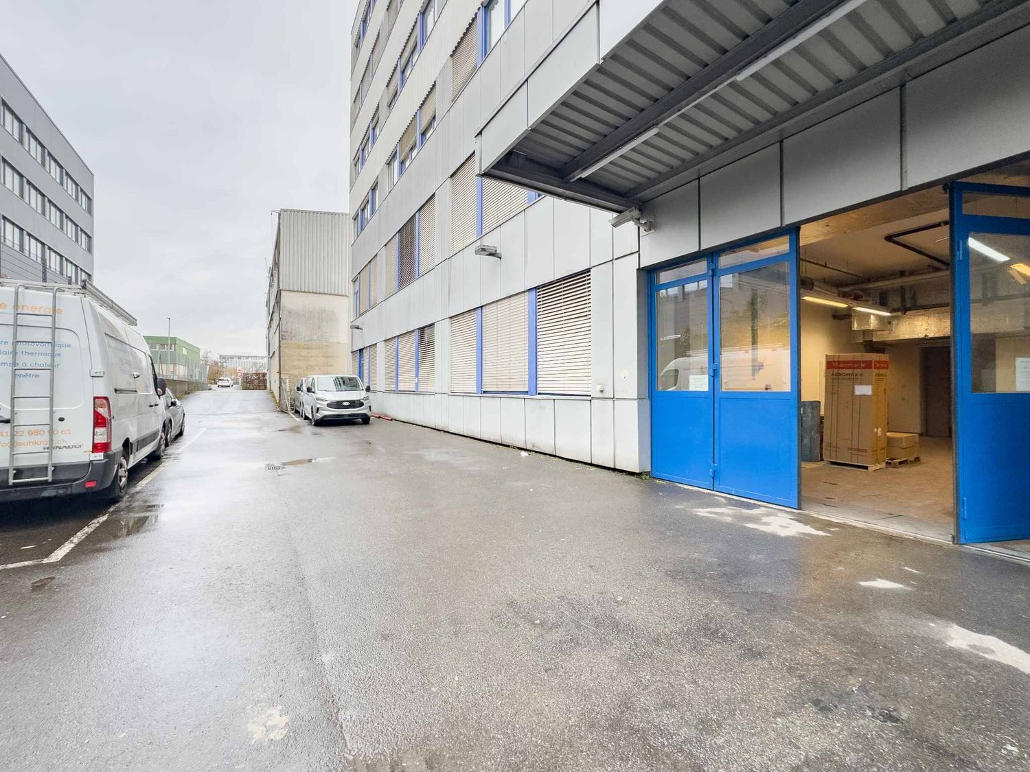 748m² Büro