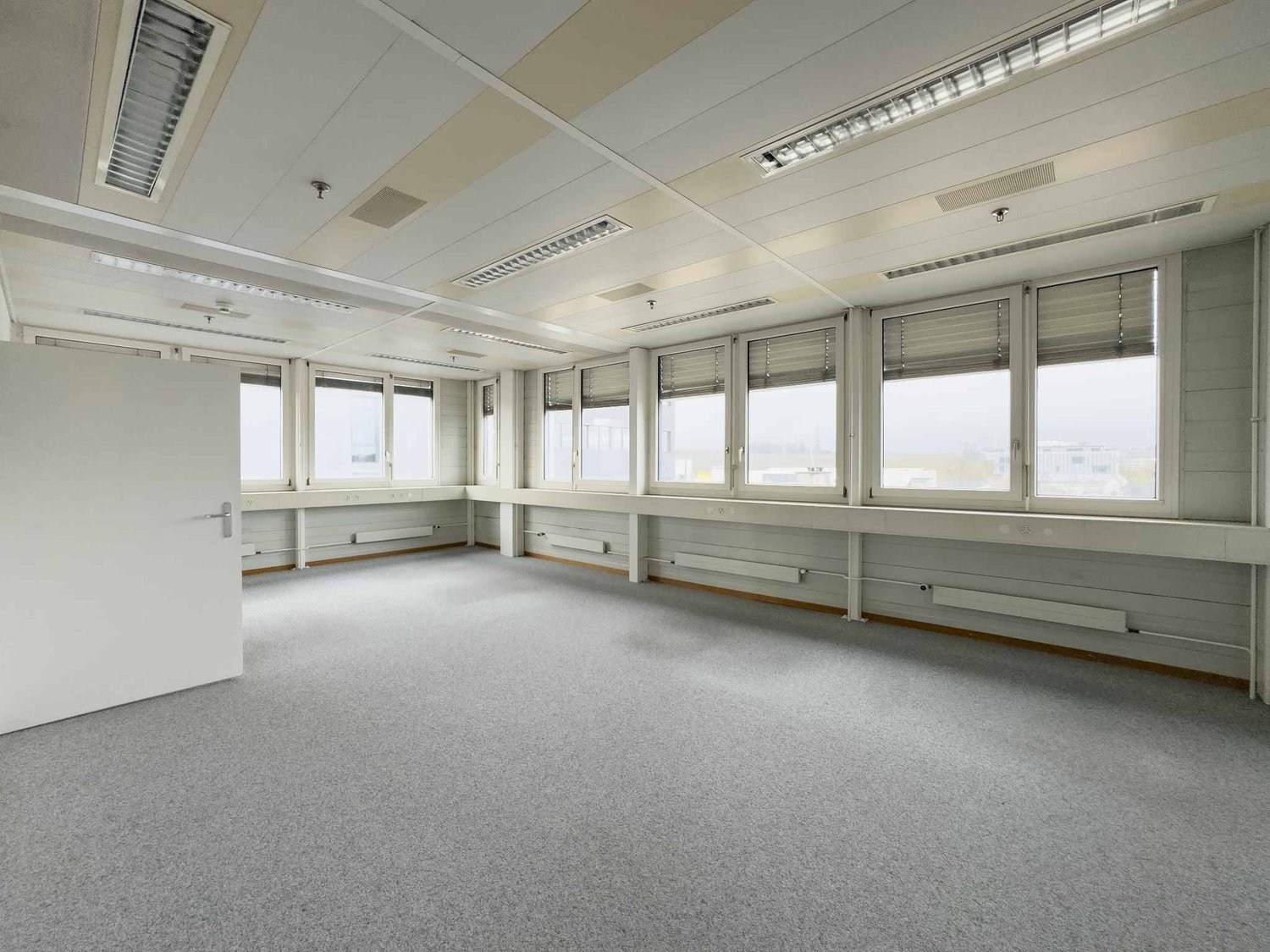 748m² Büro