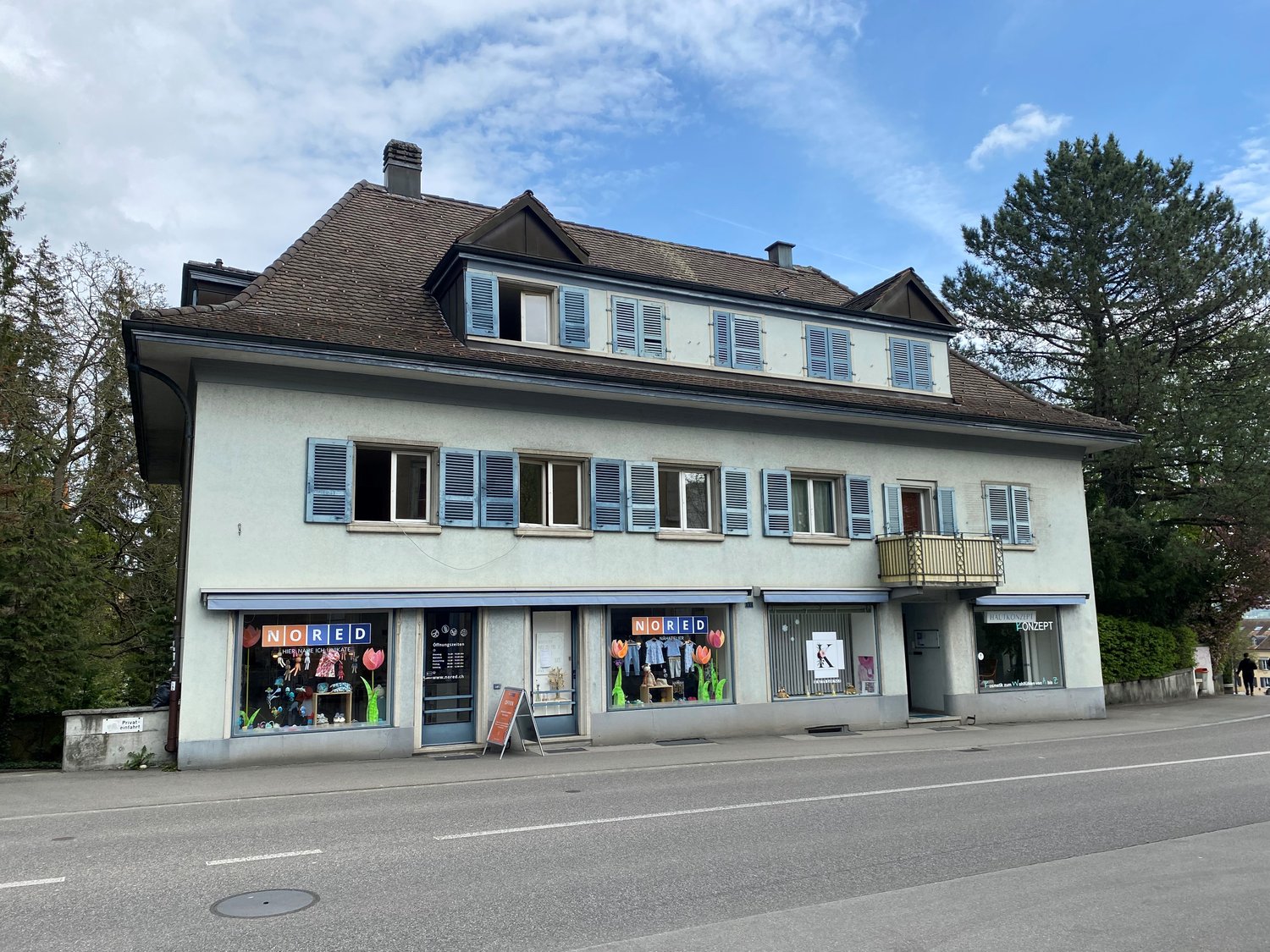 Atelier, foto 1 di 8