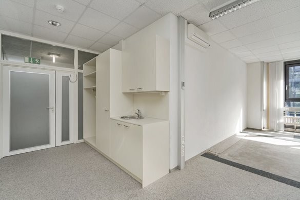 64m² office, photo 4 of 5