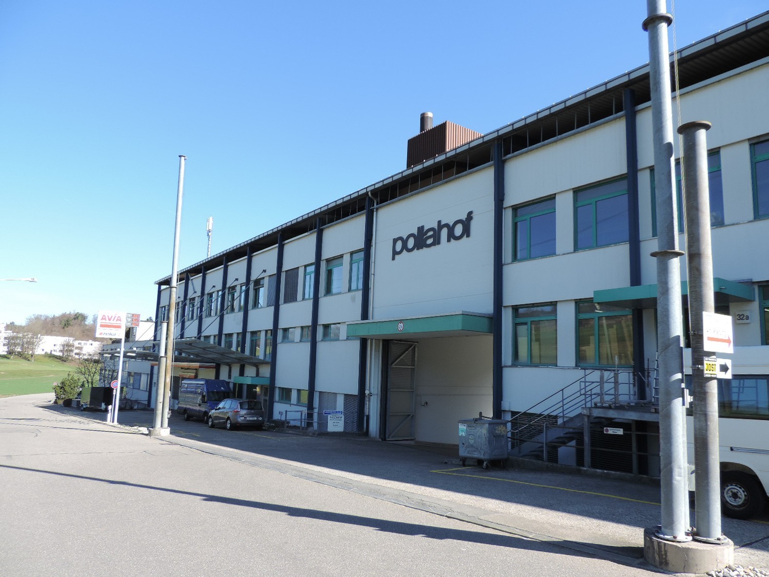 440m² commercial