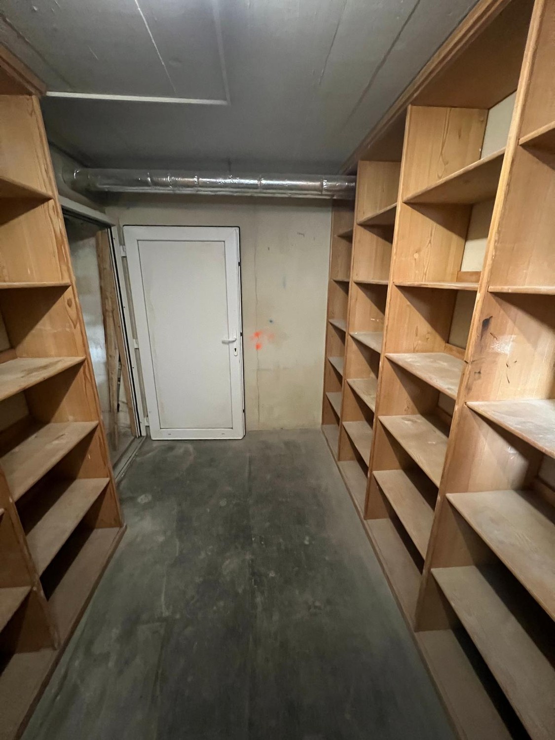 Cellar compartment
