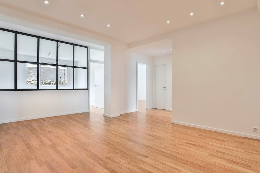 190m² Büro