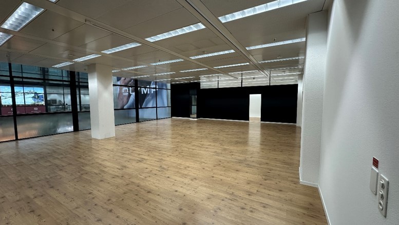 151m² commercial, Foto 2 von 10