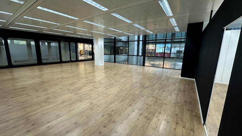151m² commercial, Foto 1 von 10