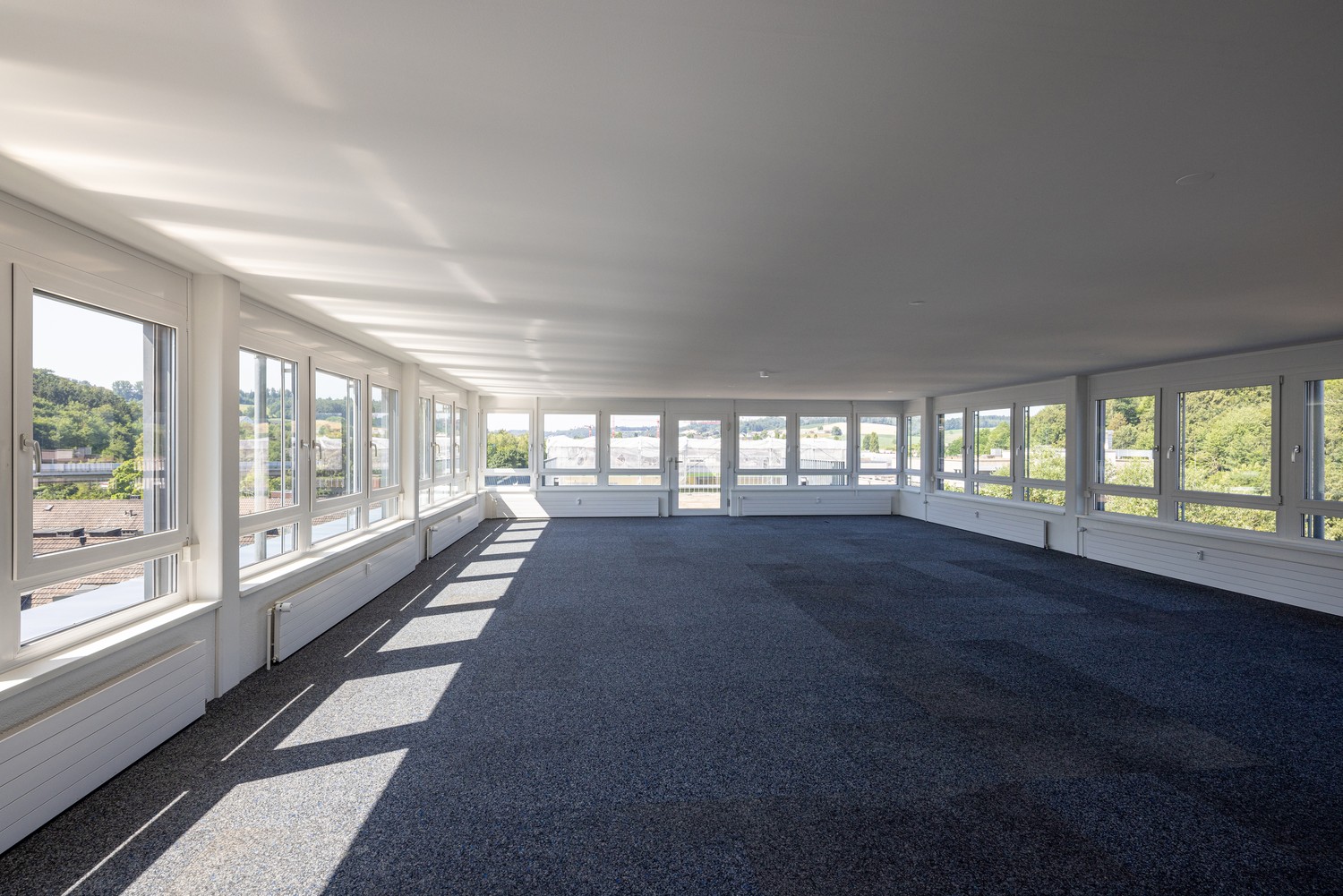 117m² office