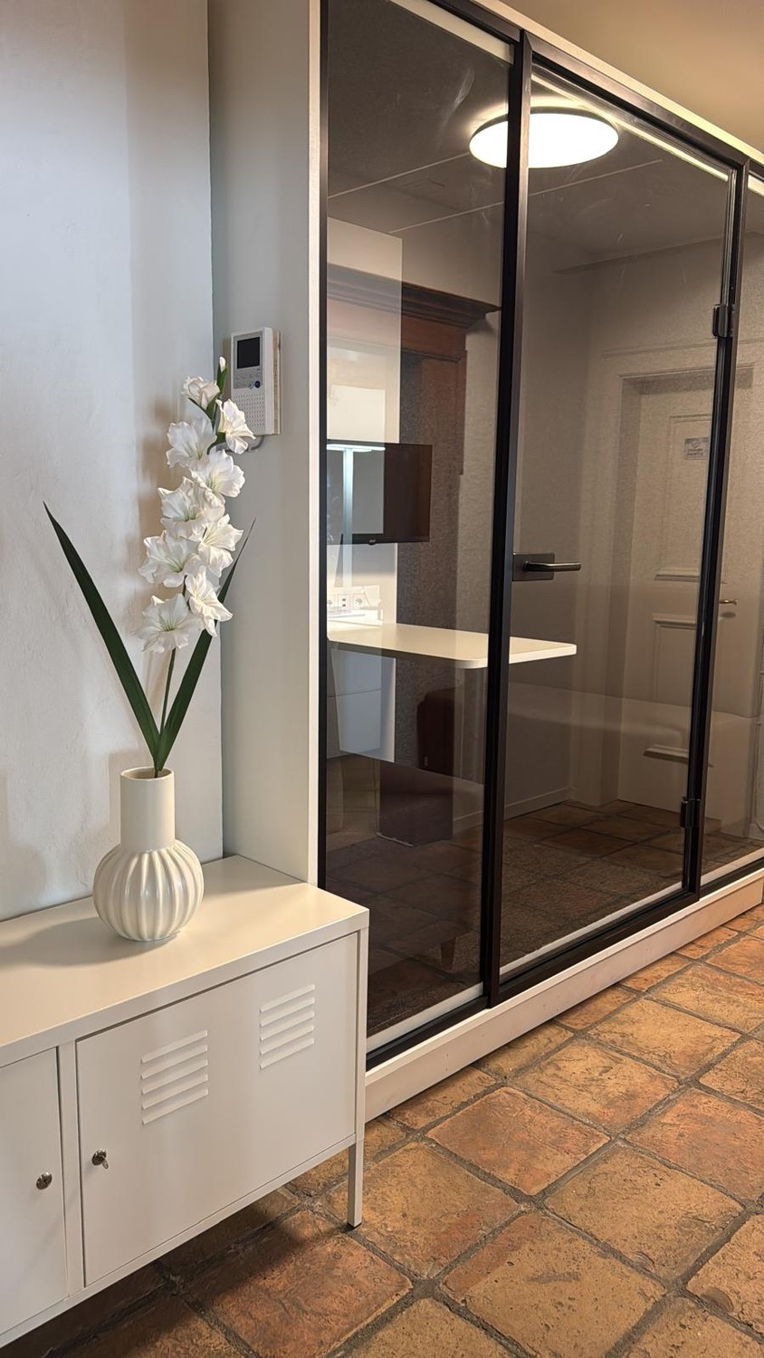 Bureaux de 18-18m², photo 1 sur 10