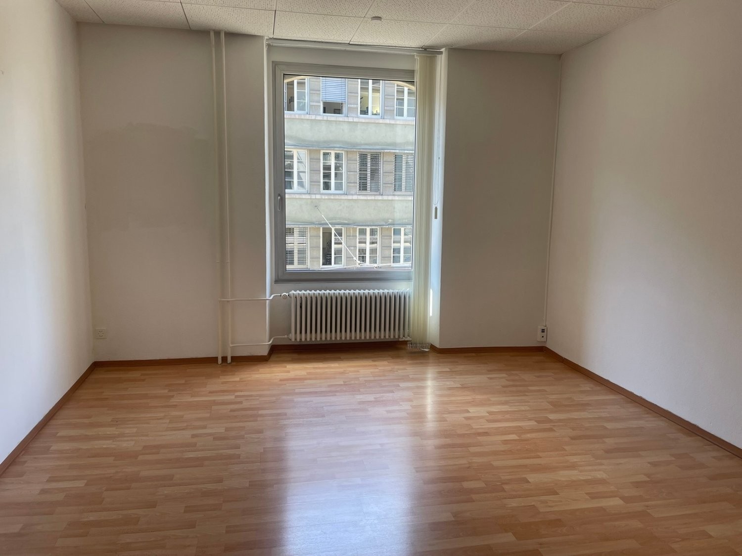 106m² office, Foto 1 von 10