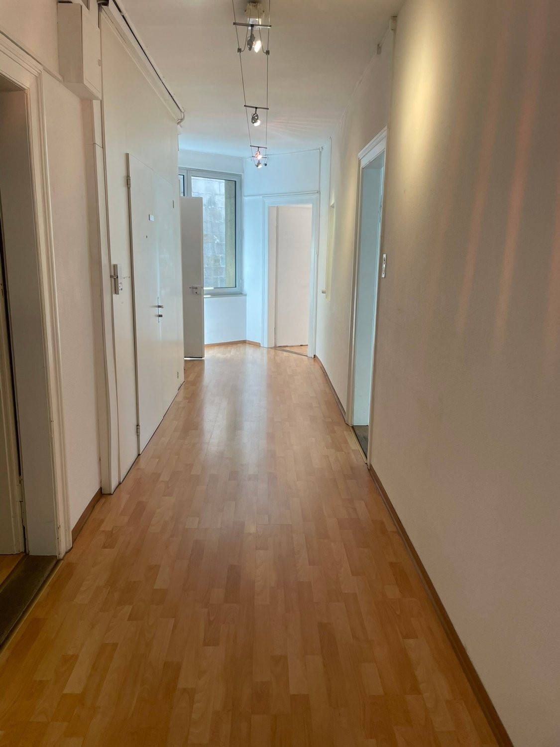 106m² office, Foto 2 von 10
